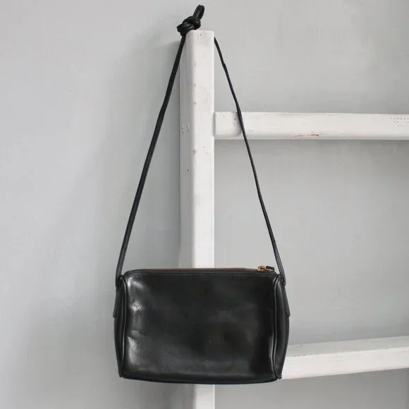 Coach Vintage 80's Black Crossbody Shoulder Crossbody Bag NO 0358-047 - Picture 2 of 7